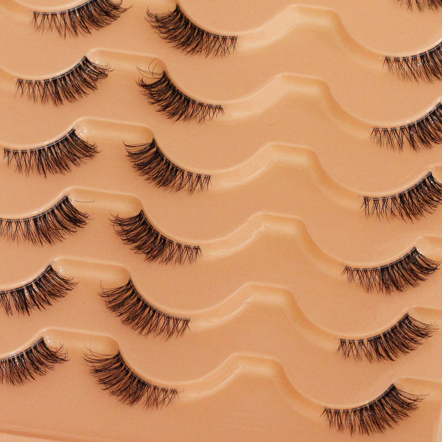 14 pares de cílios postiços olho de gato, fofos e de aparência natural, curvados C, meio cílios, com faixa transparente, adequados para iniciantes, reutilizáveis