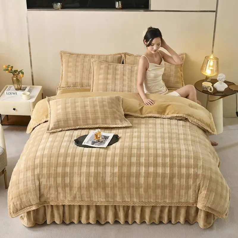 2024 new skin-friendly and comfortable carved milk fleece four-piece bed skirt mattress winter warm and thicker