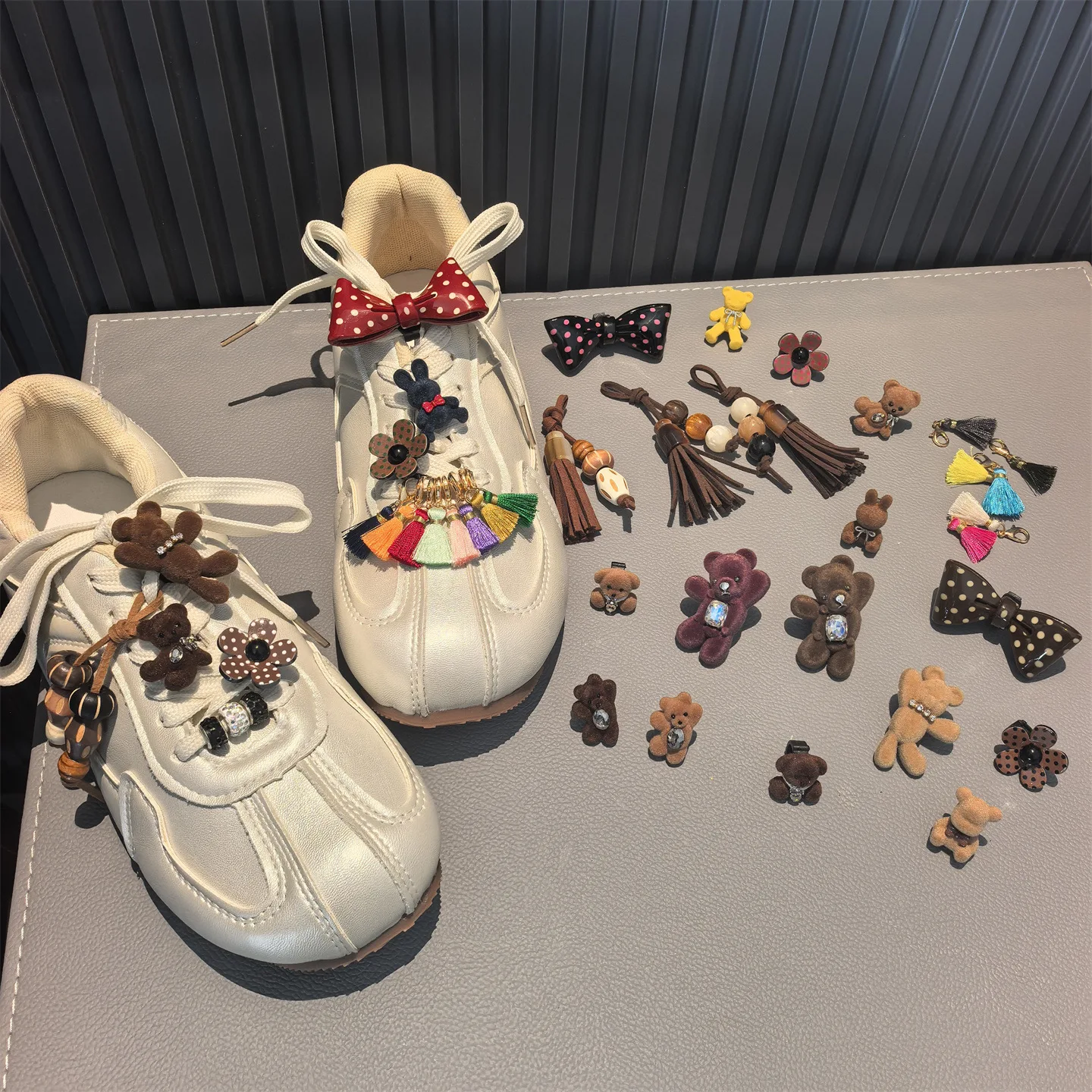 Shoe Charms Flocked Bear Tassel Polka Dot Floral Bow Shoelace Buckle Clog Trainer Fall Winter Small Lightweight Multicolor
