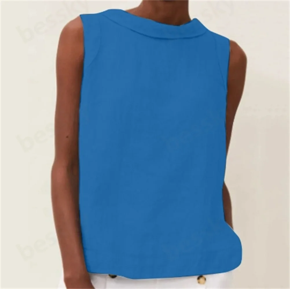 

Women's vest with multiple colors to choose from