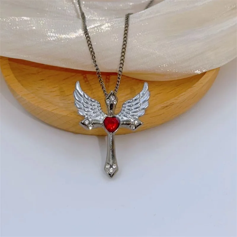 Fashion Delicate Angel Wings Necklace Classic Vintage Cross Craft White Feather Clavicle Chain Pendant