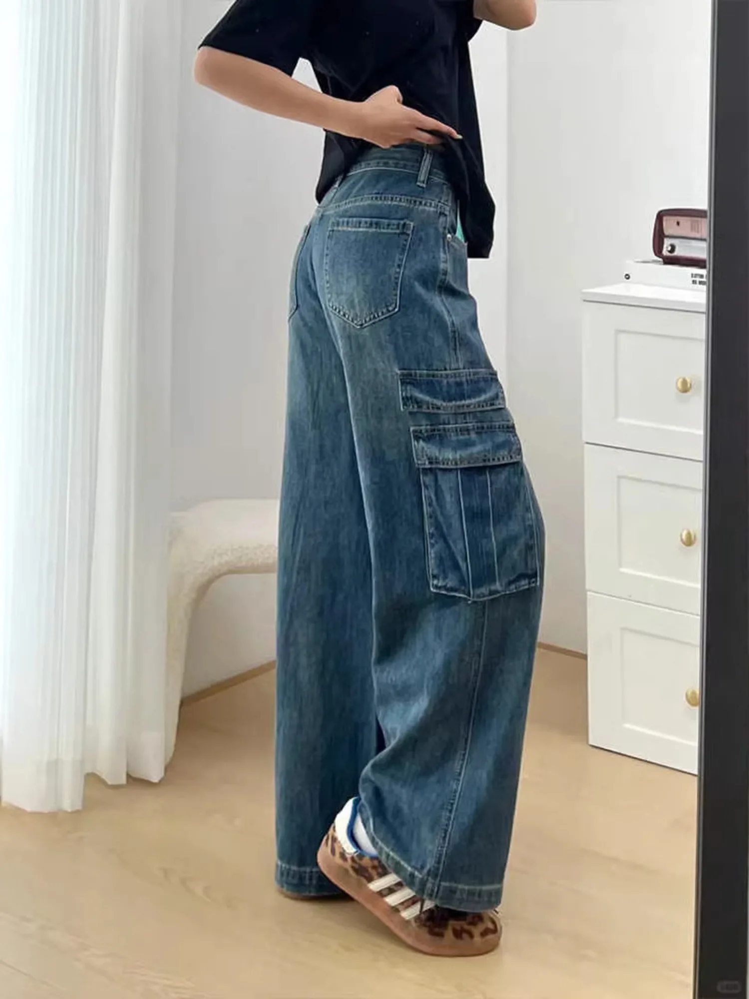 Women's Y2K Cargo Jeans Vintage Wash Wide Leg Denim Pants High Waisted Baggy Trousers with Side Pockets Streetwear Full Length