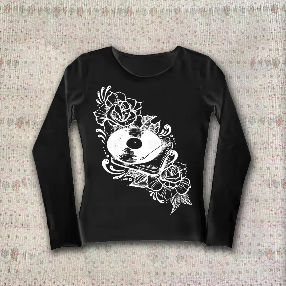 Y2K الجرونج سايبر مول القوطية تي شيرت مع نمط الجمجمة مطبوعة بلوفر بأكمام طويلة للنساء 90s الرجعية الجمالية تي شيرت