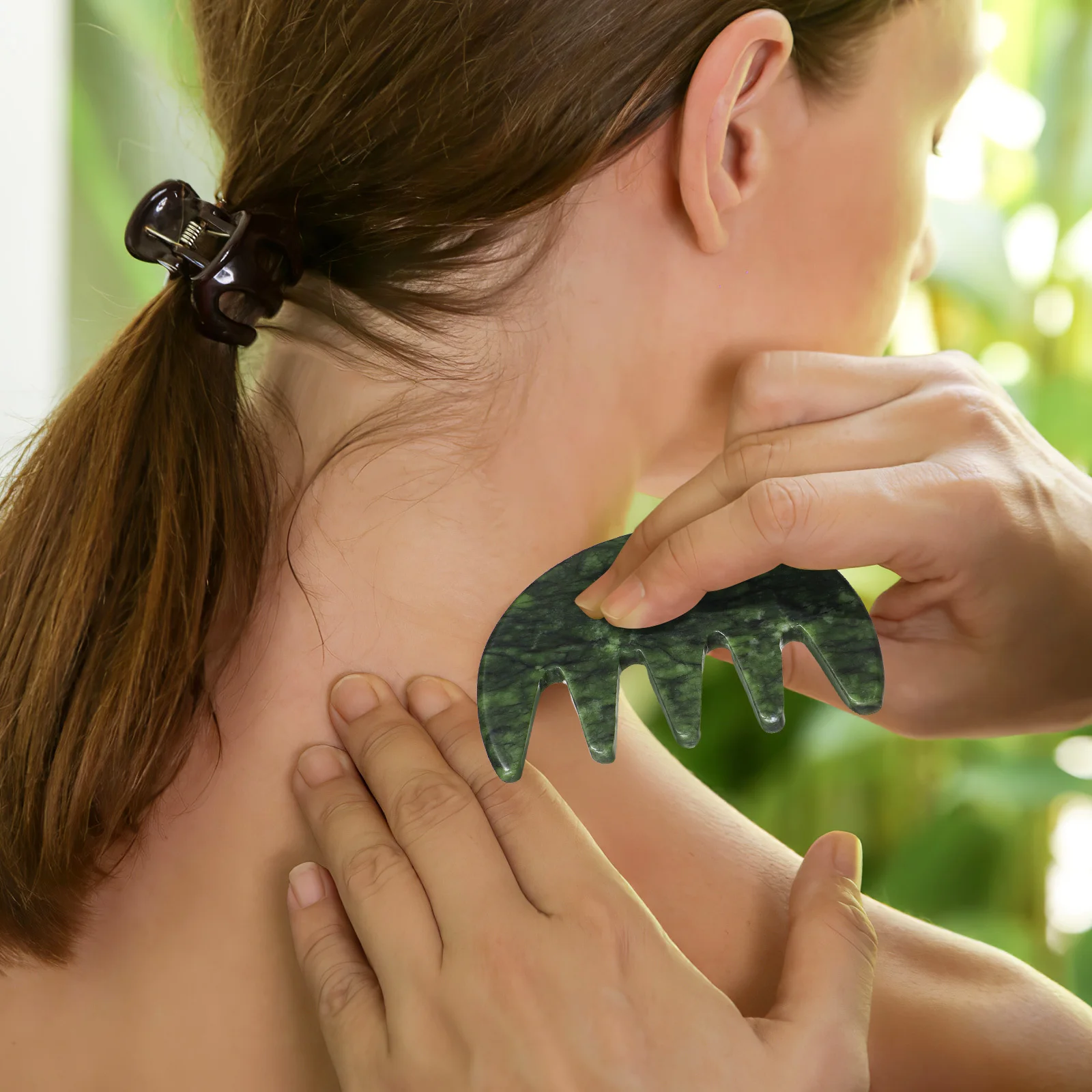 

Jade Massage Comb Smooth Scalp Massager for Body Acupoint Relief Portable Handheld Tool for Family Travel Outdoor Use