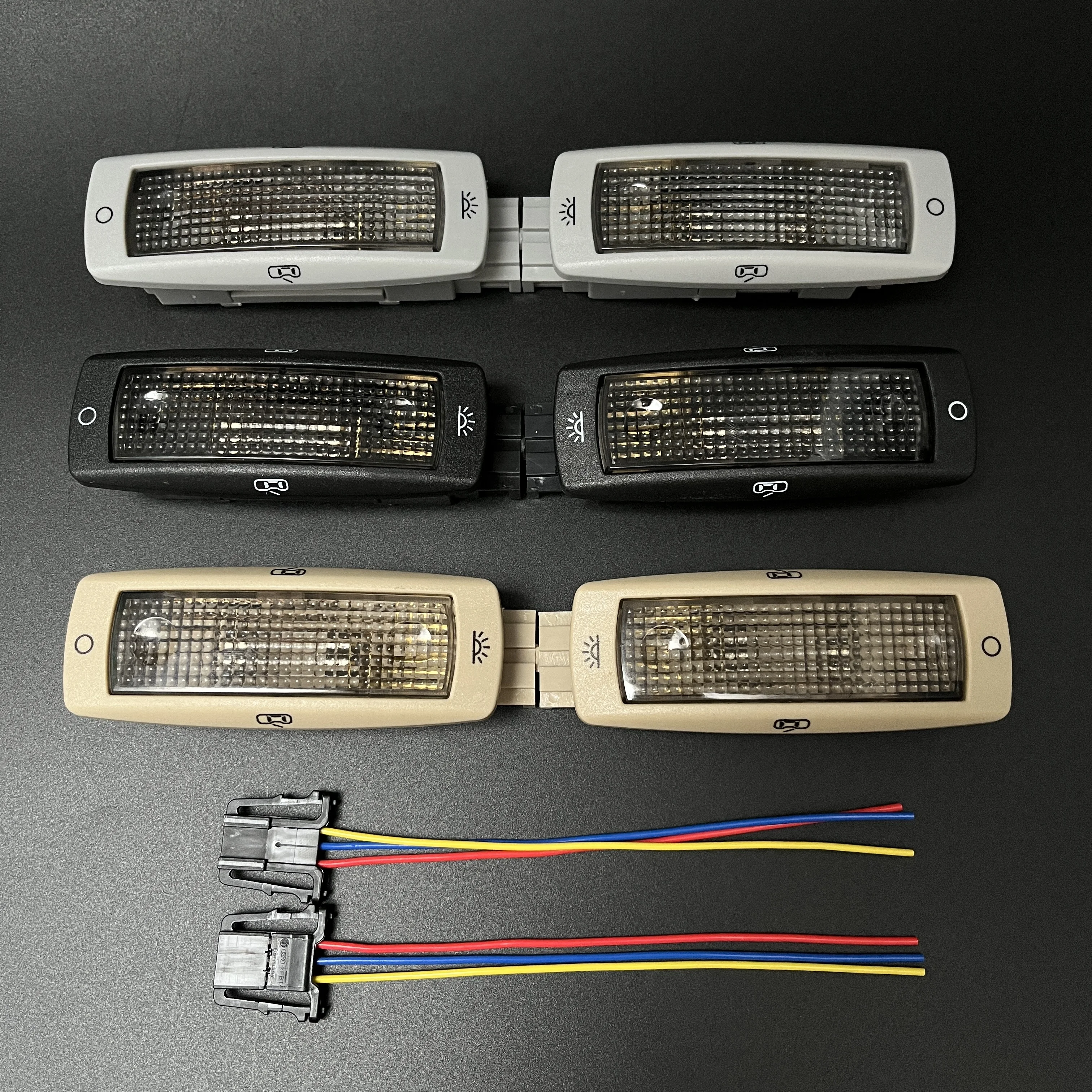 

Black Rear Reading Map Dome Light Ceiling Lamp 3B0947291 For VW Golf Passat 1998-2005 Beetle 1999-2010 Bora Superb Leon