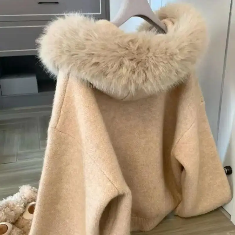 Fashionable Women's Large Fur Collar Sweater Autumn Winter New Item Girls' Coat Teenagers' Loose Knit Sweater Korean Series