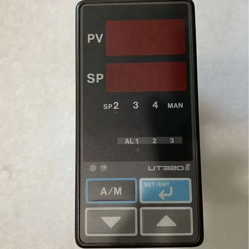 

YOKOG-AWA UT320 Temperature Controller Original Industrial Process Control System