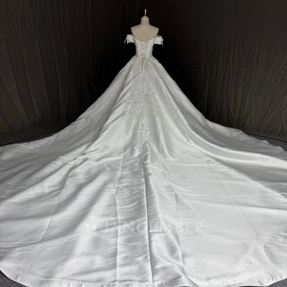 Wedding Dress Short Sleeves Bride Gown Boat Neck Satin Ball Gown Customized Lace Up Back Court Train Princess Vestido de Noiva