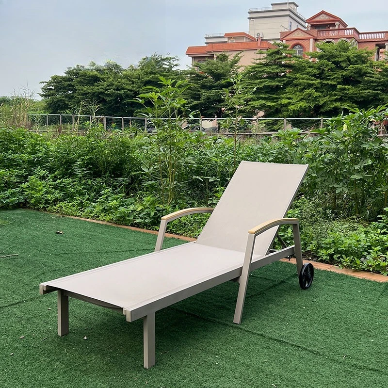 

Outdoor open-air beach chair swimming pool deck chair villa garden upscale hotel B & B