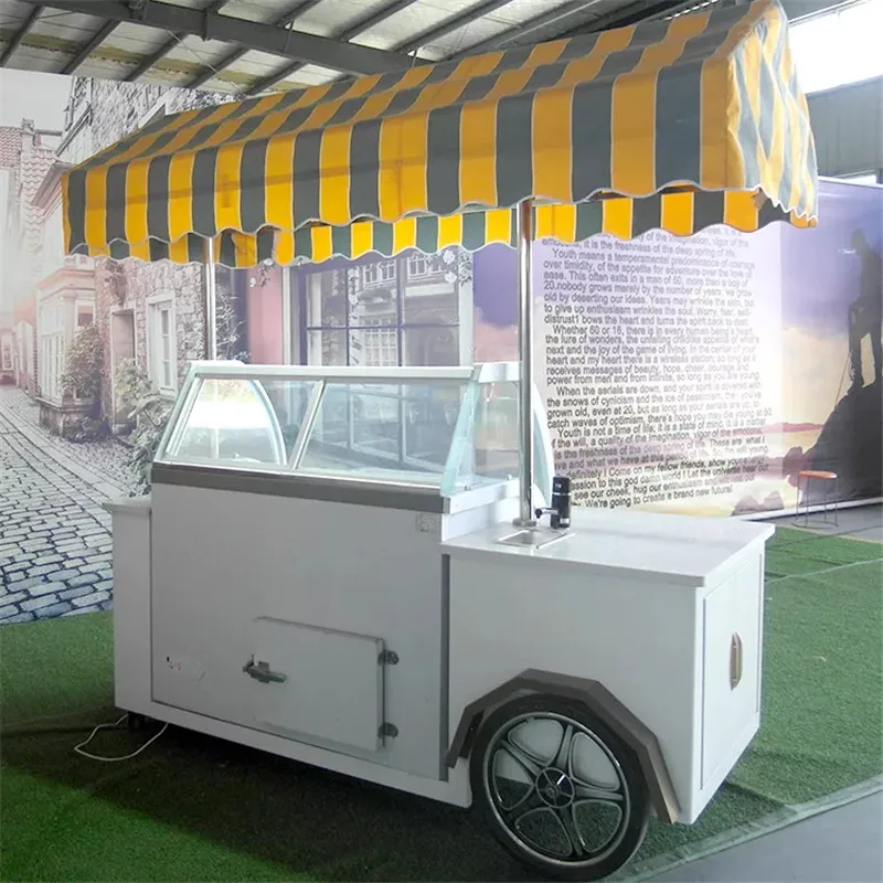 2023 Nieuwe Aangepaste Mobiele Ijs Winkelwagen Te Koop Ijslolly Ijs Vriezer Display Showcase Dessert Voedsel Winkelwagen Kiosk Met Wielen