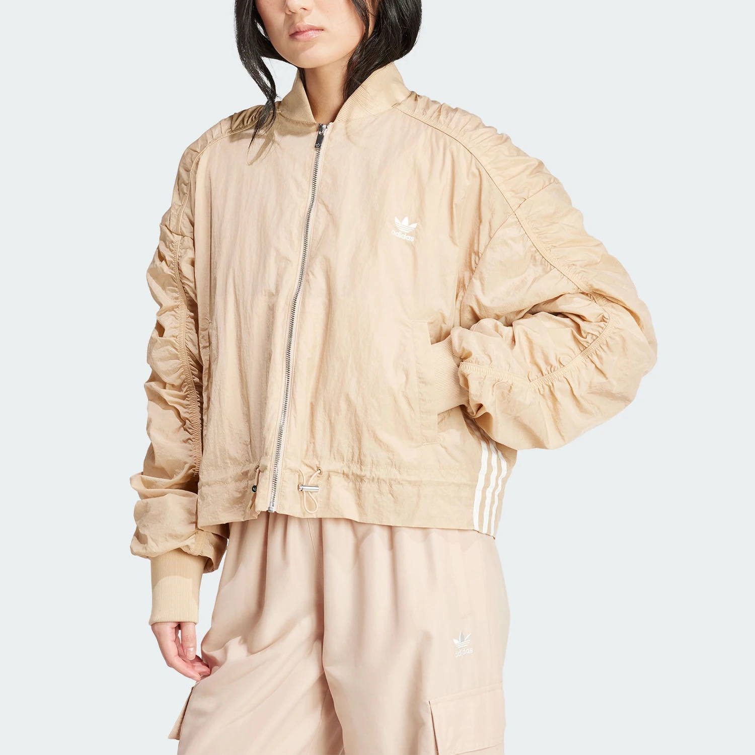 

Официальная аутентичная женская спортивная куртка Adidas со свободным воротником-стойкой и тремя полосками IY3422