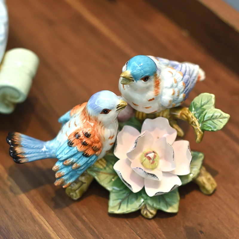 

Ceramic Flower Bird Figurines Home Decor Hummingbird Ornament Decoration Porcelain Animal Figurine Wedding Gift Accessories