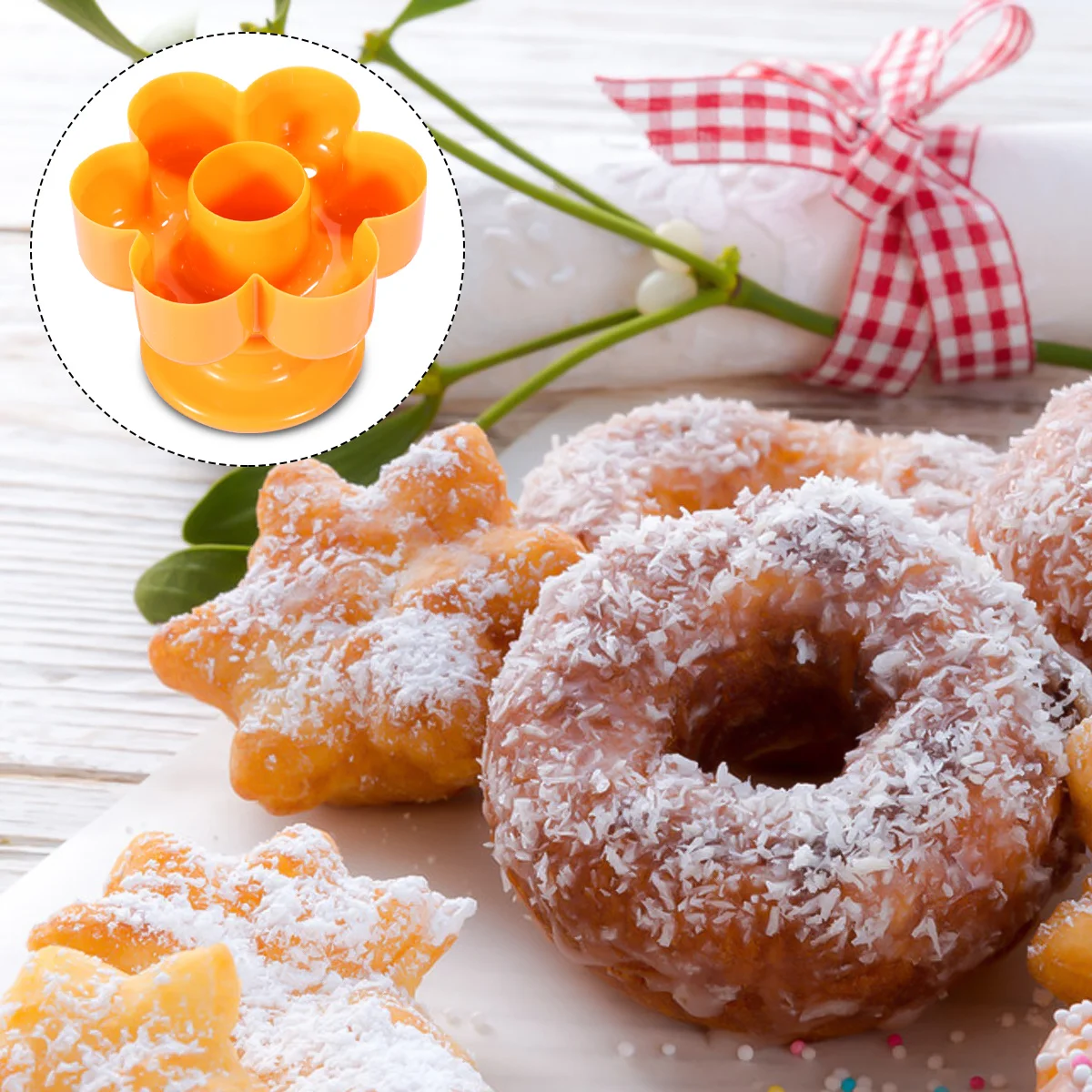 

4Pcs Plastic Baking Mold Kit Lovely Round Heart Flower Pineapple-Printed Molds Easy Clean Reusable Baking Supplies for Home