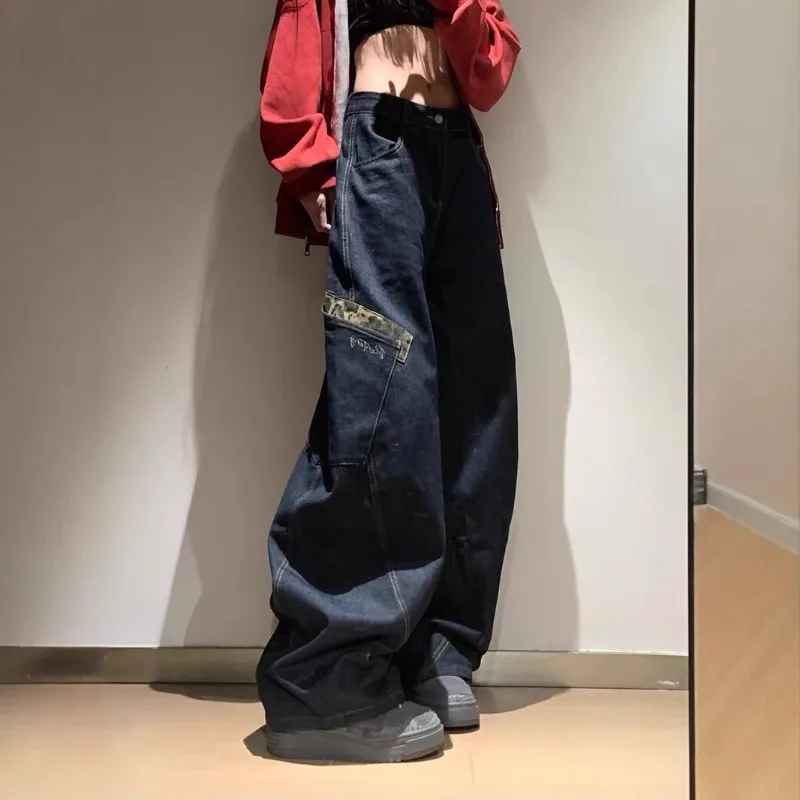 Рисунок 3 - Винтажные джинсы с леопардовыми карманами