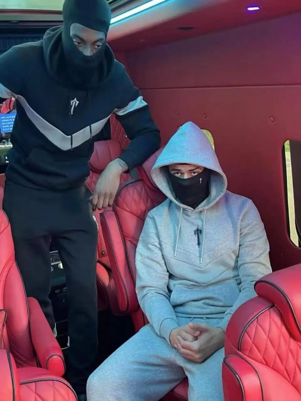 

Heavy Embroidery Fce Hoodie And Long Pants Casual Sportswear Set for Men And Women by MATE Brand Youth Autumn Collection