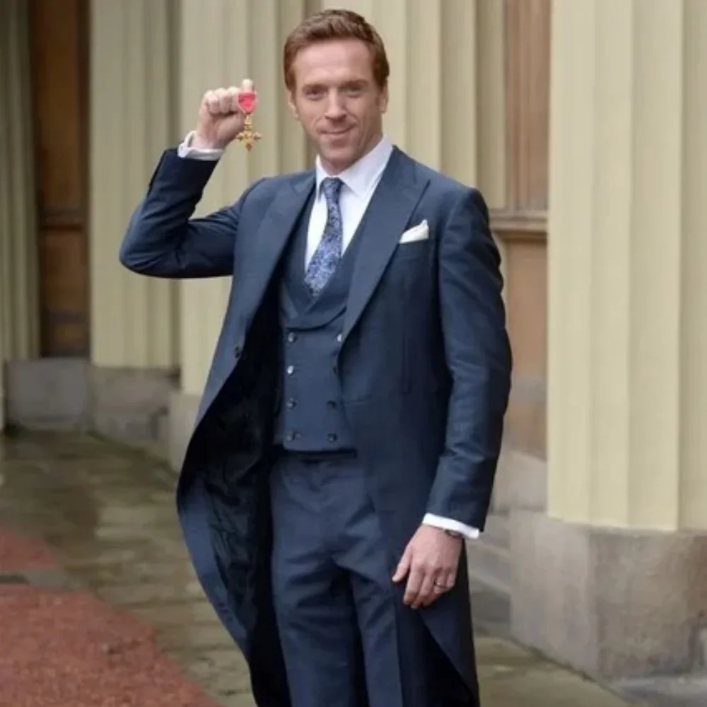 

Navy Blue (Blazer+Pants+Vest) Male Suits Slim fit Notched Lapel Wedding Tuxedos 3 Piece Sets Tailor Made Business Mens Costume