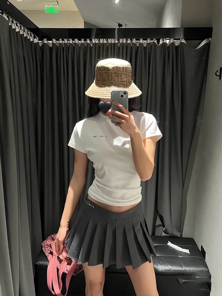 เสื้อยืดผู้หญิงทรงเข้ารูป พิมพ์ลายตัวอักษร ช่วงเอวเข้ารูป ผ้าคอตตอนลายสร้างสรรค์ เหมาะสำหรับใส่เป็นเสื้อตัวในหรือเสื้อตัวนอกในฤดูร้อน