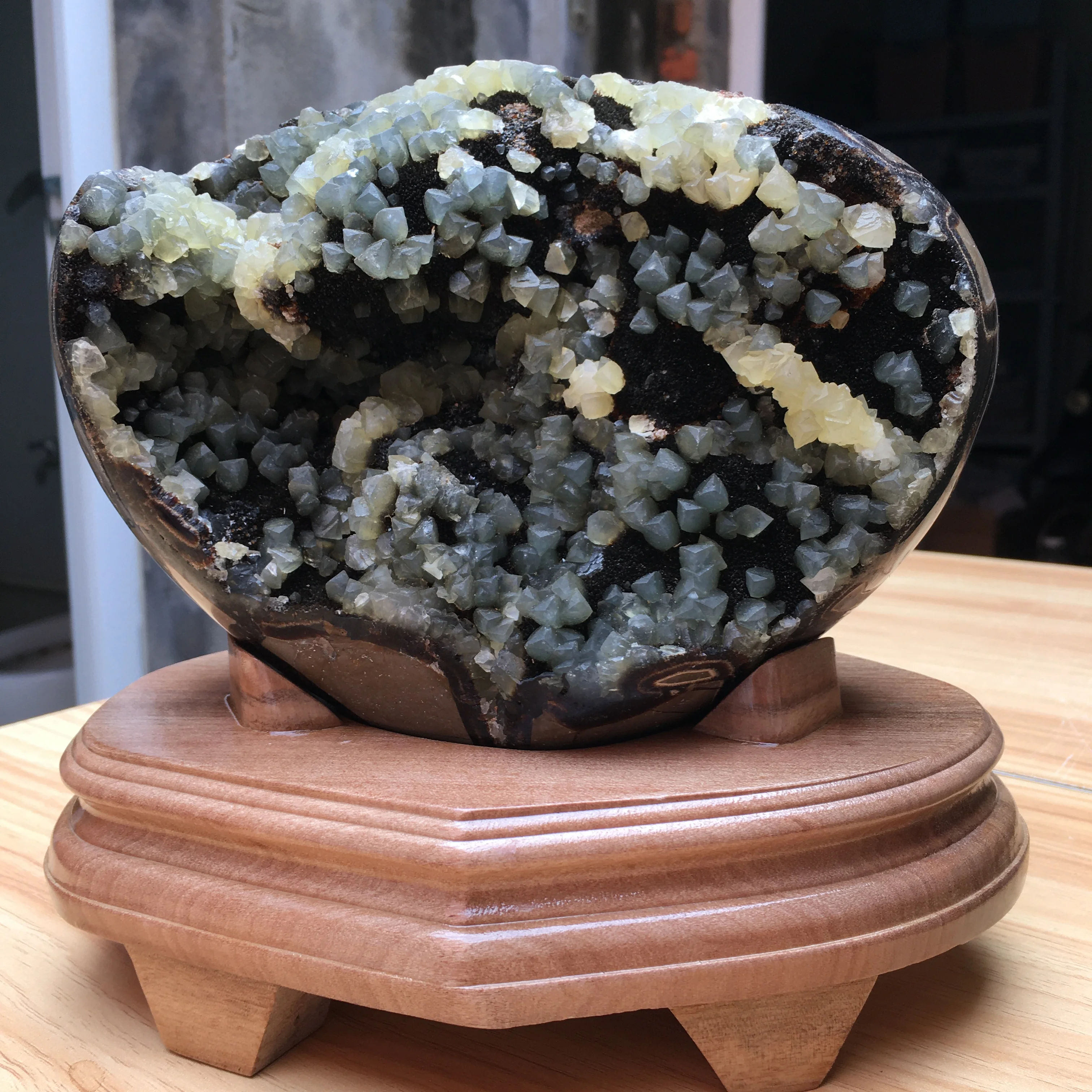 3780g Large Natural Septarian Geode Druzy Crystal Heart Shinning Stone Room Decor Witchcraft Spiritual +Custom wood Holder