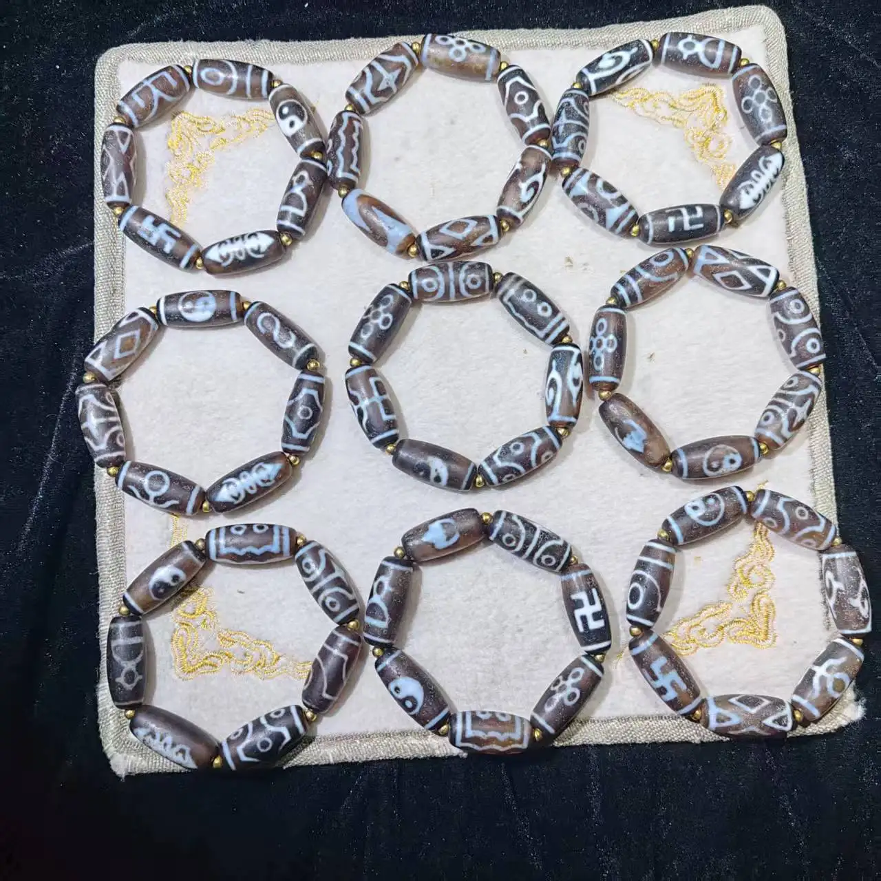 

2 шт./лот выветренная патина тибетская старая бусина dzi из агата старинный Тотем luckyбраслет амулет процветающее состояние бусина пареджа