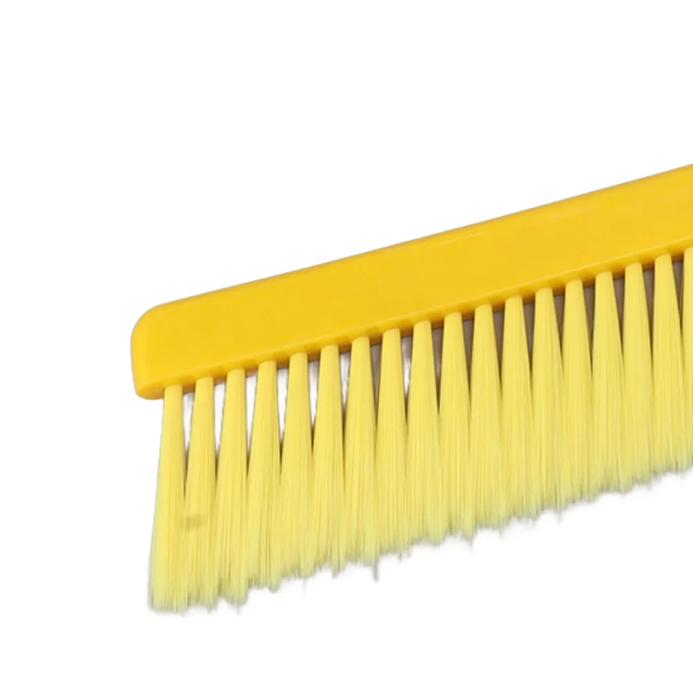 Easy Carry Storage Soft Beekeeping Brush Bright Yellow Lightweight Beehive Brush Plastic Beekeeping Equipment Yard Keeper Kit