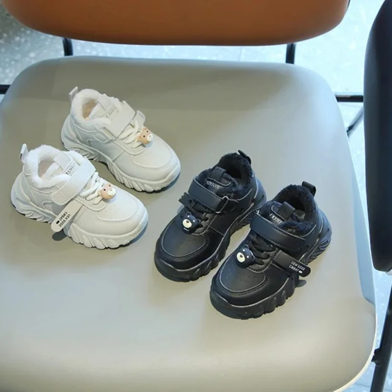 Kids Winter Fashion Cotton Shoes Boys Warm Fleece Thickened Casual Sneakers Girls Thick Bear Neutral Velcro Non Slip Daddy Shoes