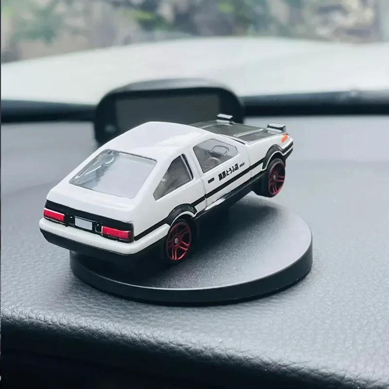 1:64 Alloy Drifting Moving Cool Car Ornaments Toys AE86 Car Decoration Die Cast Alloy Boys Toys Cars Pull Back Car Ornaments