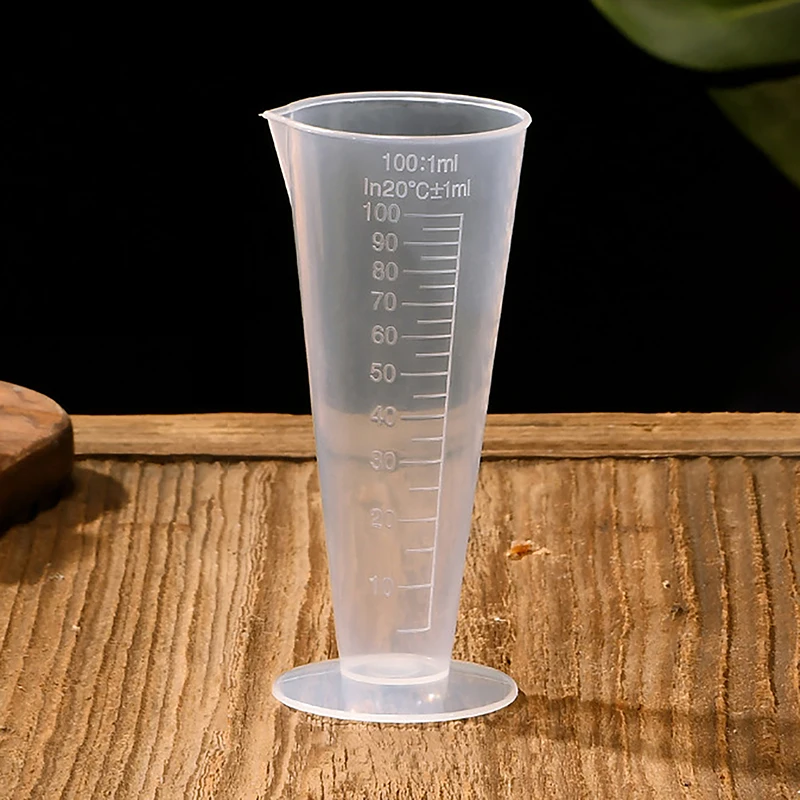100ml Plastic Measuring Cup Transparent Scale Measuring Cup Pour Spout Without Handle Liquid Container Kitchen Bar Supplies