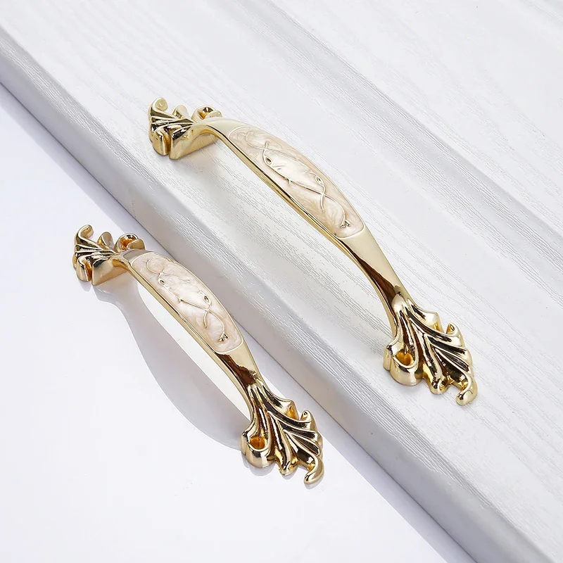 

YM European Handle Drawer Wardrobe Wupboard Gold Yellow Amber Jade Pulls Cabinet Door Handle American Luxury Knobs Handle 636