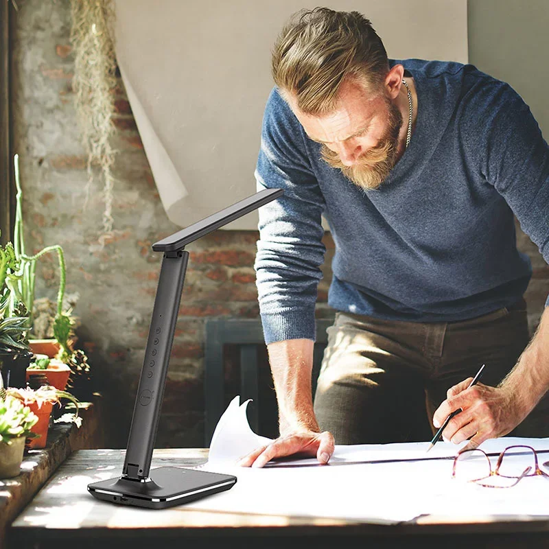 Modern Leather 8w Dimable Office Desktop Light Led With Usb Charging Port Three Color Temperature For Business Work Gift