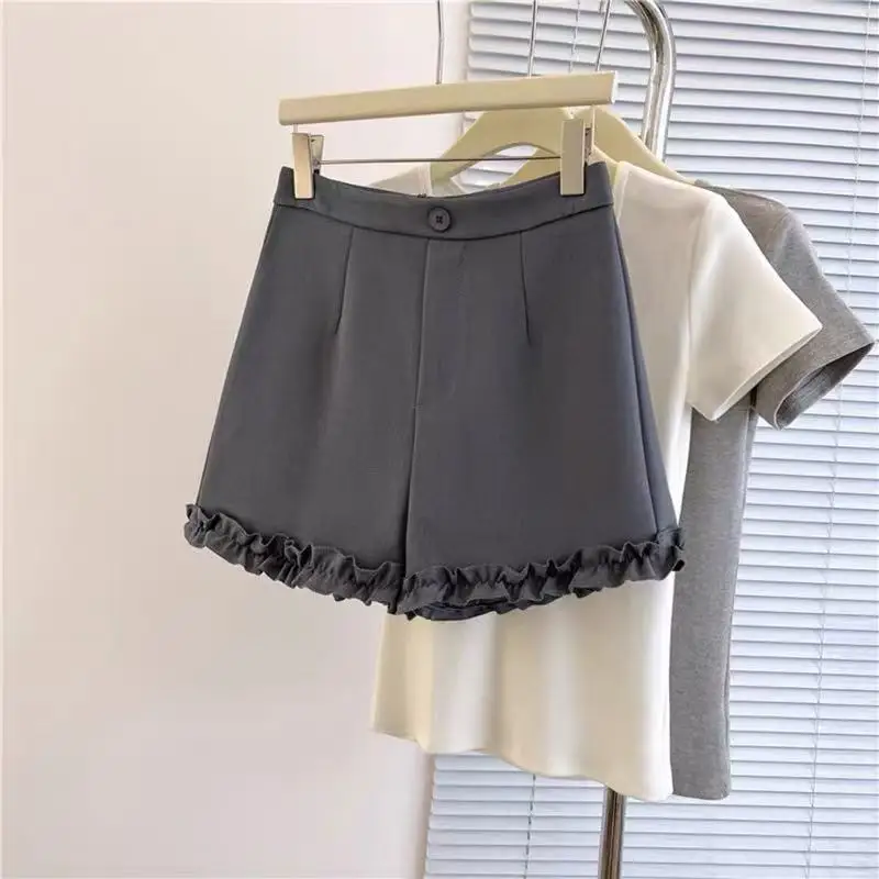 

Женские летние шорты с высокой талией, широкими штанинами А-силуэта, новым дизайном, цветочным кружевом и эффектом «деревянного ушка» (Hot Pant)