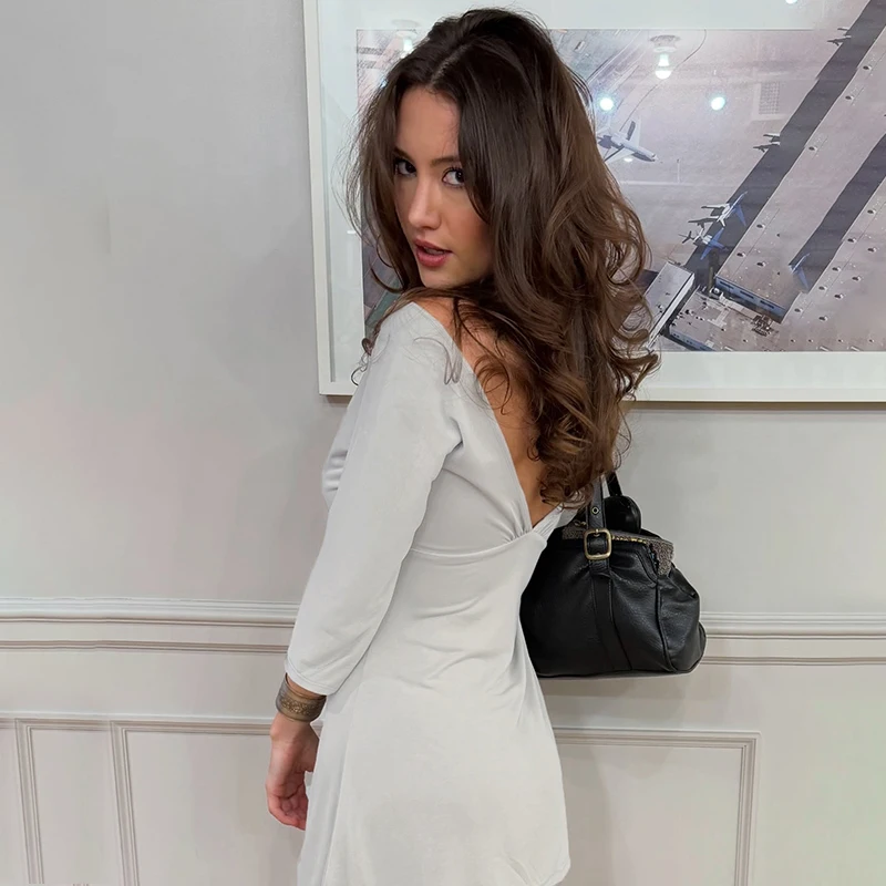 Hugcitar Elegantes, einfarbiges, kurzärmliges, rückenfreies, sexy, figurbetontes Minikleid mit V-Ausschnitt für Herbst und Frühling, Damenkleidung, Geburtstagsfeier, Urlaub – Detail 13