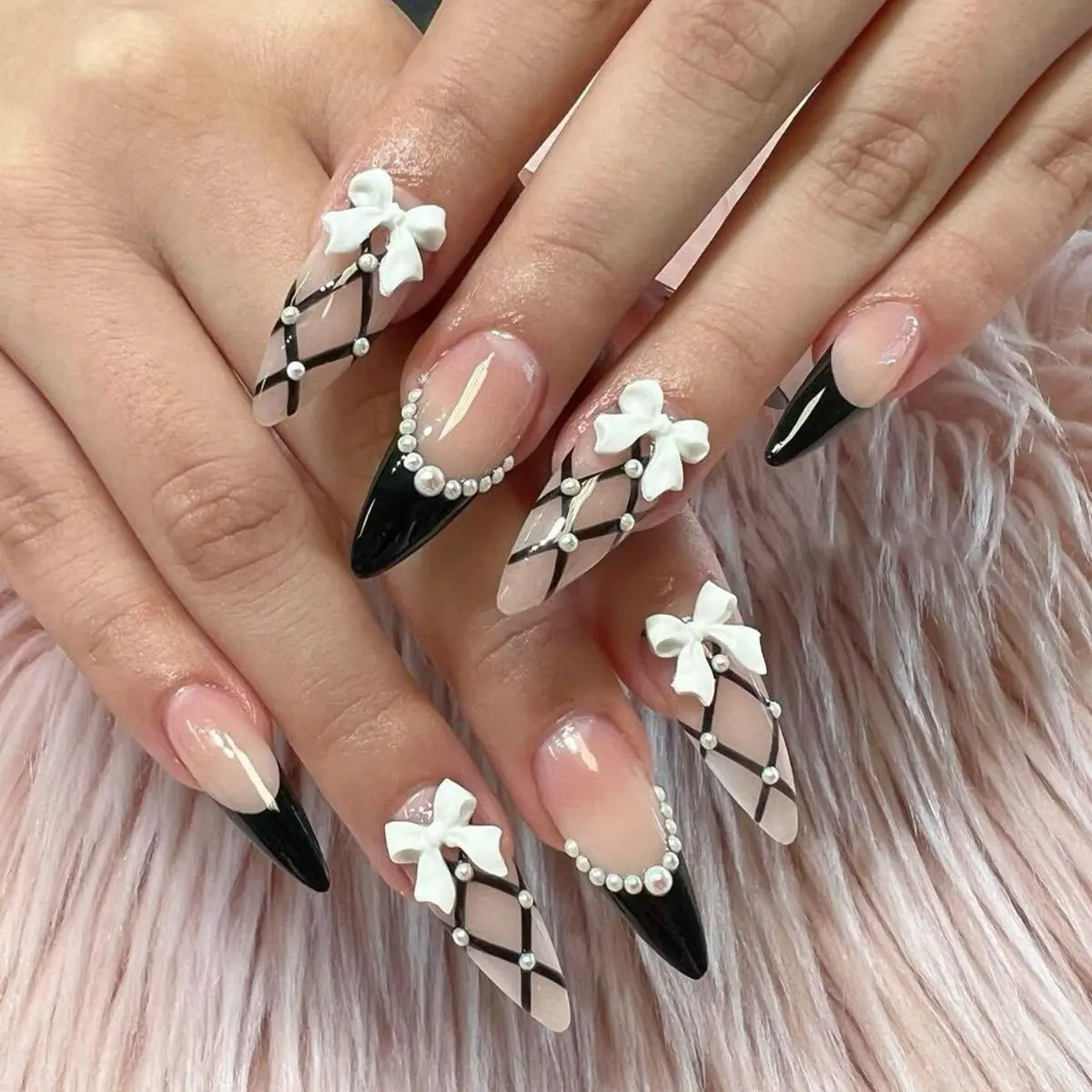 

24PCS Y2K 3D Bow Press on Nails Almond Black French Tip Pearl Strap Design Fake Nail Instagram Style False Nails Sweet for Women