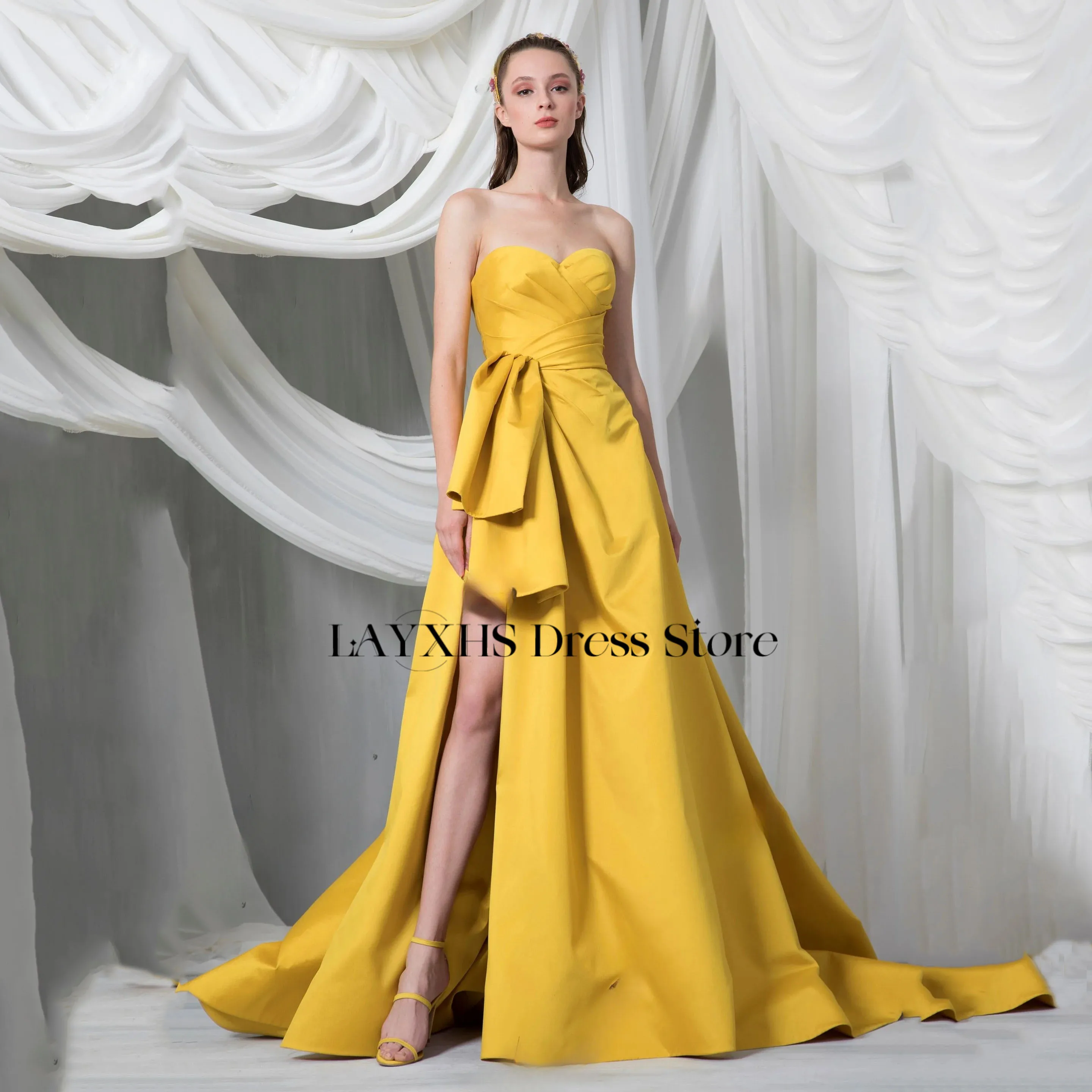 Sukienki wieczorowe LAYXHS Simple Sweetheart Żółte Sukienki na studniówkę w kształcie litery A z rozcięciem bocznym, plisami i zamkiem błyskawicznym, szyte na miarę فساتين سهرة