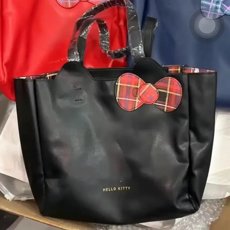 حقيبة حمل هالو كيتي المحمولة حقيبة كروس على شكل قلب الفتاة ذات سعة كبيرة تناسب الجميع حقائب كتف واحدة للمرأة الكرتونية