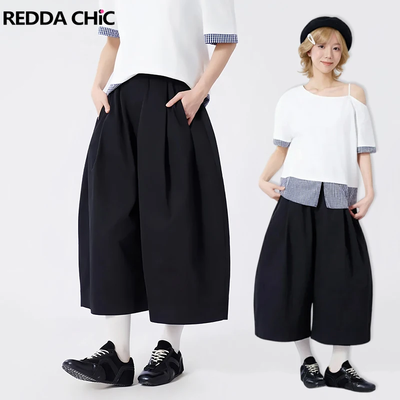 

Черные укороченные брюки-костюм REDDACHiC для женщин, летние, однотонные, с плиссированными карманами, широкие шорты, унисекс, минималистичные, для повседневной носки