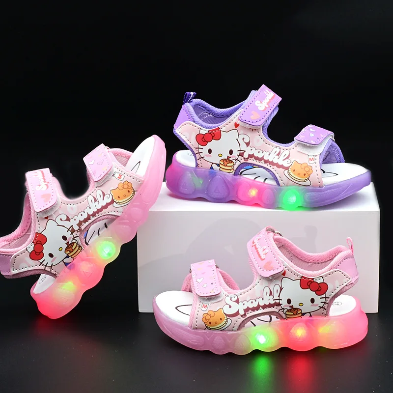 

Hello Kittys Child Sandals Sanrios Kuromi New Light Soft Bottom Princess Cute Beach Glow Children's Shoes Summer Kawaii