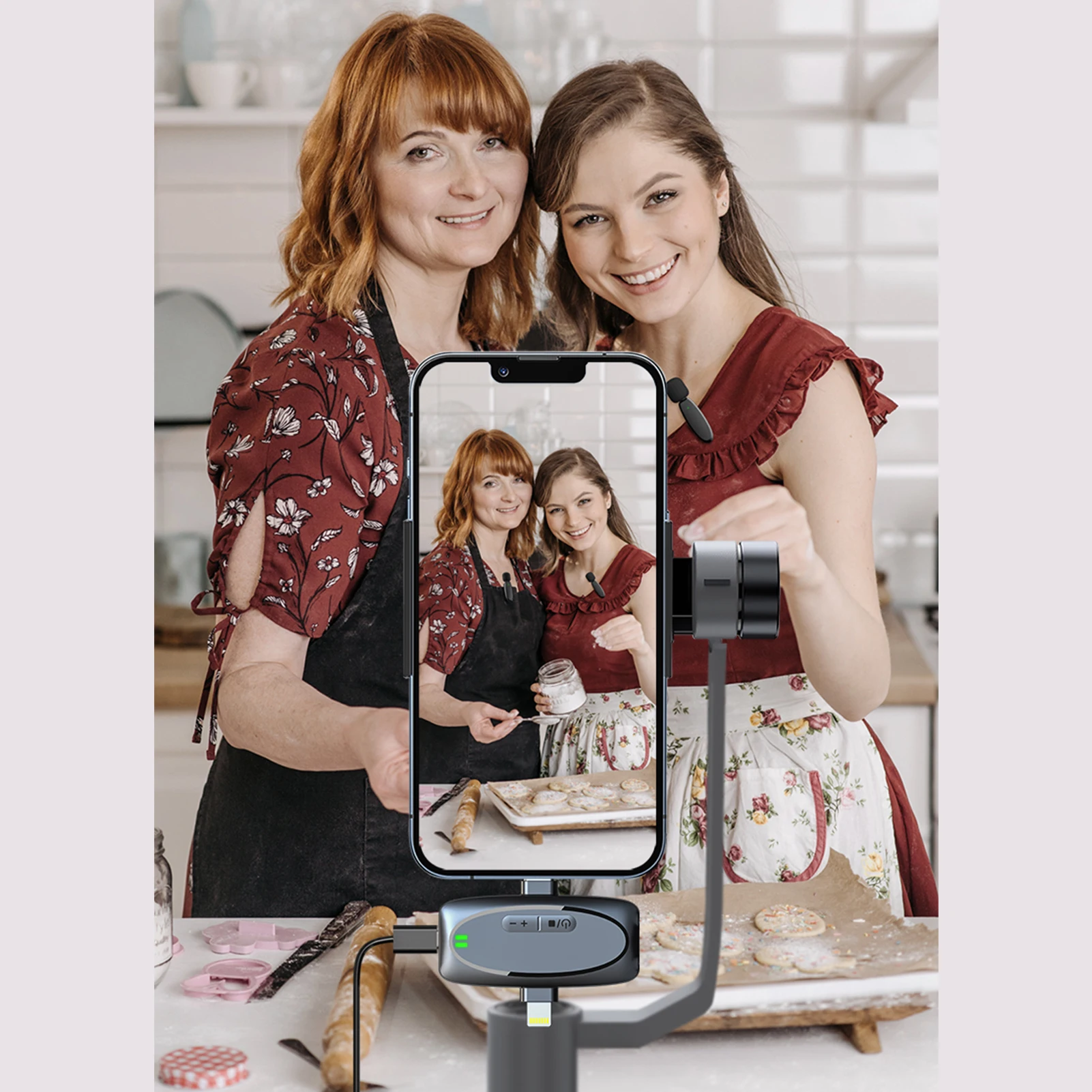 One-Trigger-Two Mini microfono wireless da bavero 2.4G Accoppiamento automatico Portata di trasmissione 50M per iPhone 16/15/14/13 e Type-C Androi