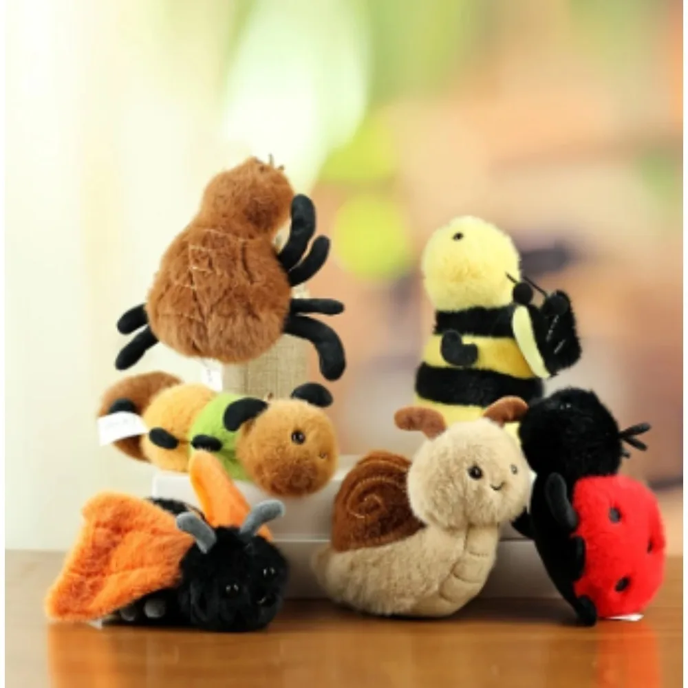 

Realistic Insect Plush Toy Stuffed Bug Doll Bag Pendant Keychain Decor Cute Animal Small Plush Figure