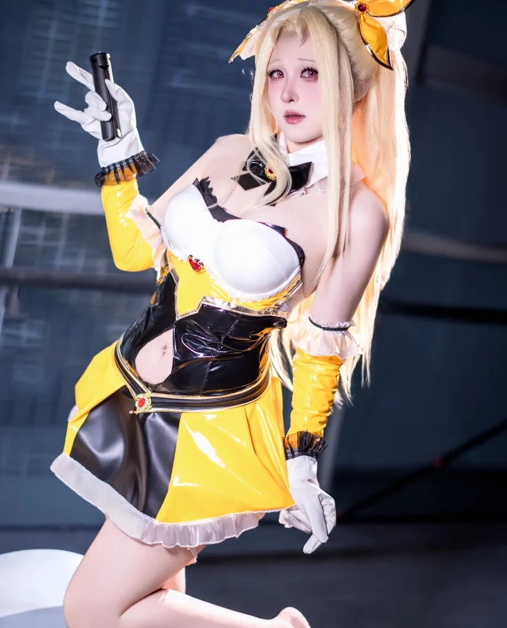 

Game Brown Dust 2 Olivier Cosplay Costume Women Magical Girl Halloween Carnival sexy yellow leather jumpsuit Olivier Dress