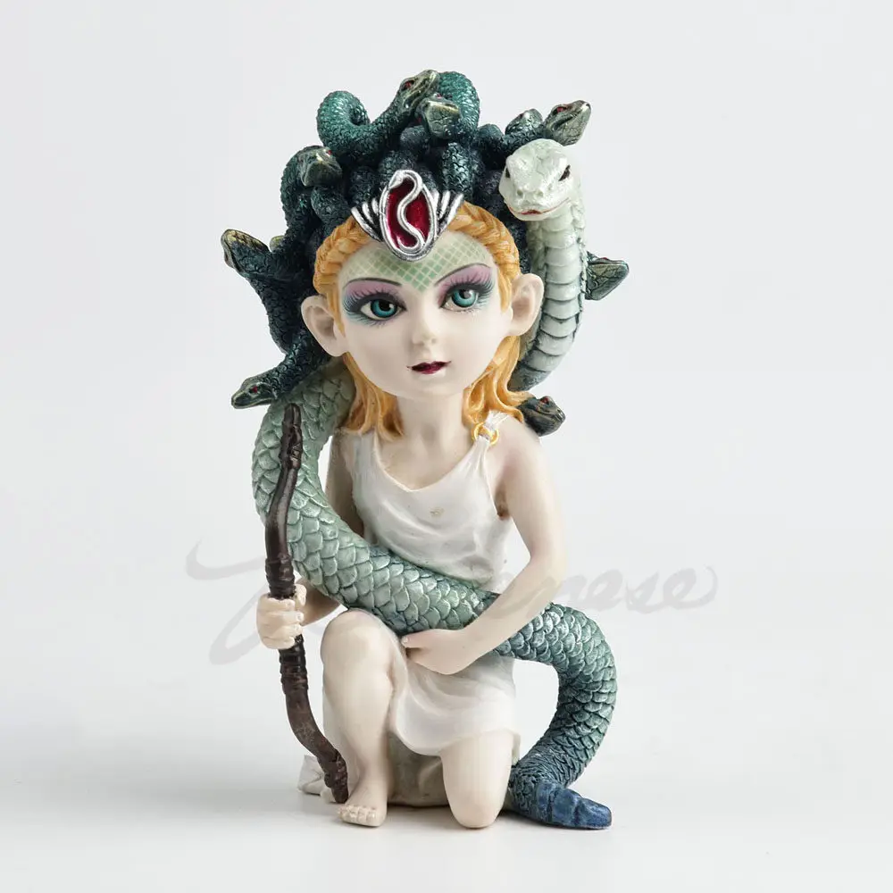Greek Myth Medusa Snake Hair Goddess Resin Ornament Dark Retro Halloween Desktop Home Aesthetic Trendy Craft Collectible Statue