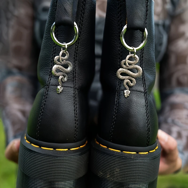 

2 Piece Fashion Python Boot Charms Silver Gothic Shoe Buckle Accessories Durable Detachable Daily Accessories For Men And Women