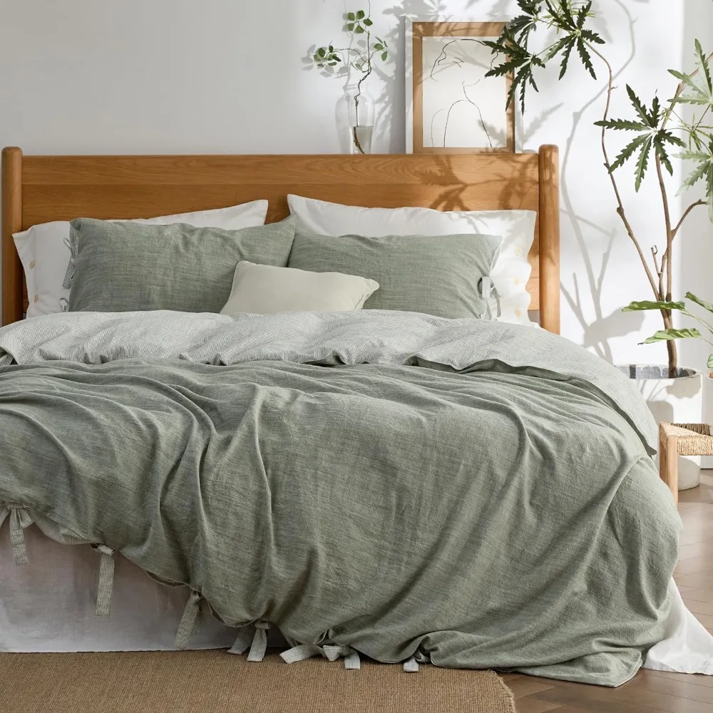 

Набор пододеяльников в полоску размера «queen-size» — дышащая смесь натуральных волокон с декоративным бантом