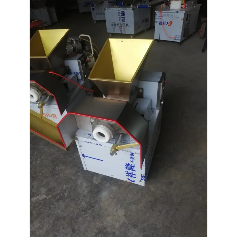 Automatic Round Dough Making Machine/ Dough Divider/ Bakery Bread Dough Divider Machine Rounder with Mould