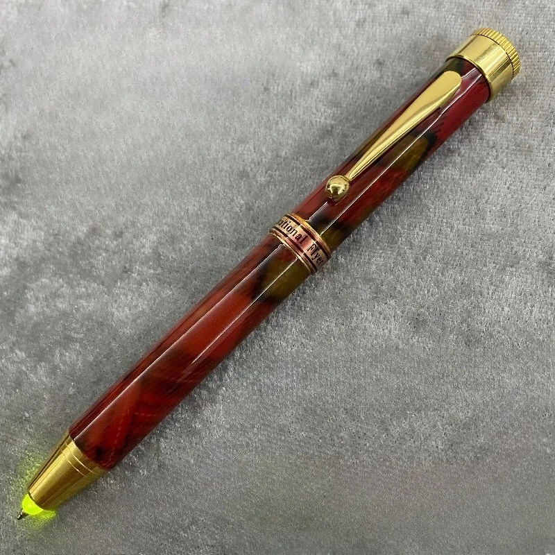 Copper rod international pilot ballpoint pen with rotating function produced in the United States, 47g thick and durable old pen
