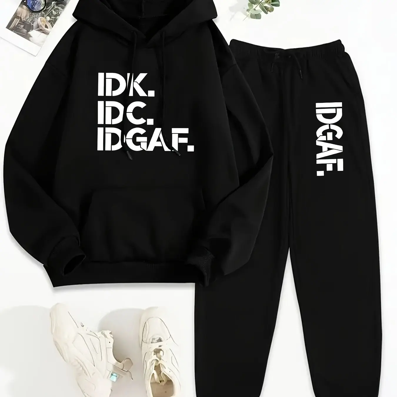 

Женский комплект спортивной одежды с капюшоном и модными спортивными рубашками свободного кроя с буквенным принтом для весеннего уличного повседневного стиля 2026.