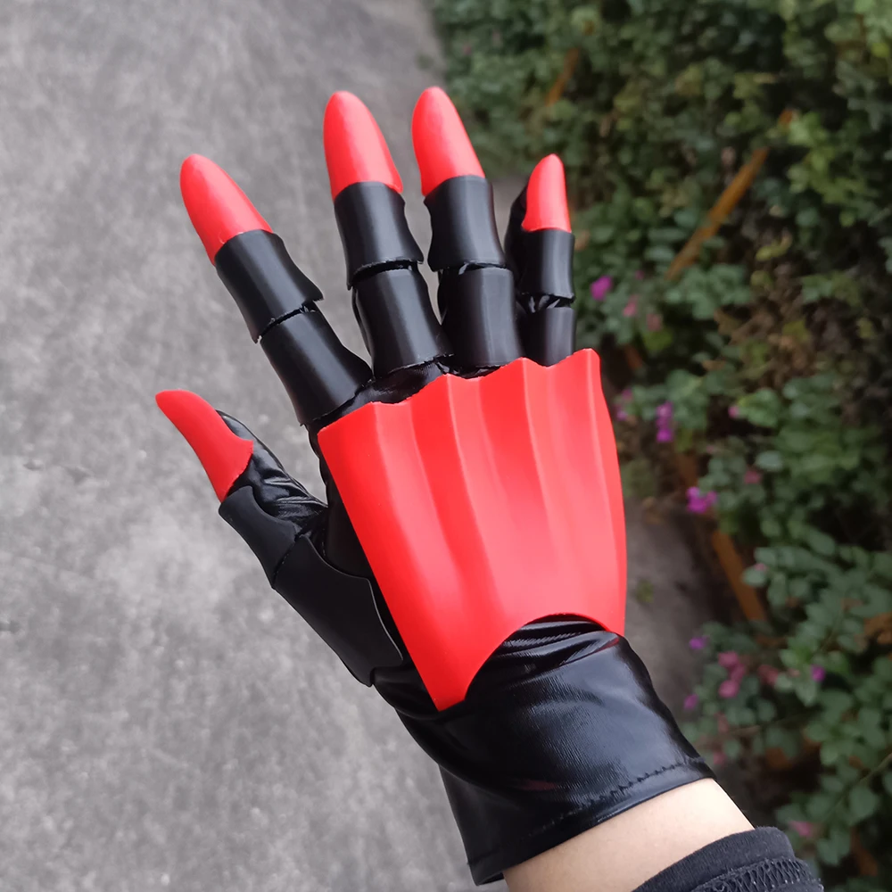 ถุงมือเล่นบทบาทสมมติแบบกลไกของเล่นรูปกระดูกสีแดงและสีดำ ถุงมืออัศวิน ทำจากวัสดุ PETG ที่พิมพ์ด้วยระบบ 3 มิติ มีความยืดหยุ่นสูง