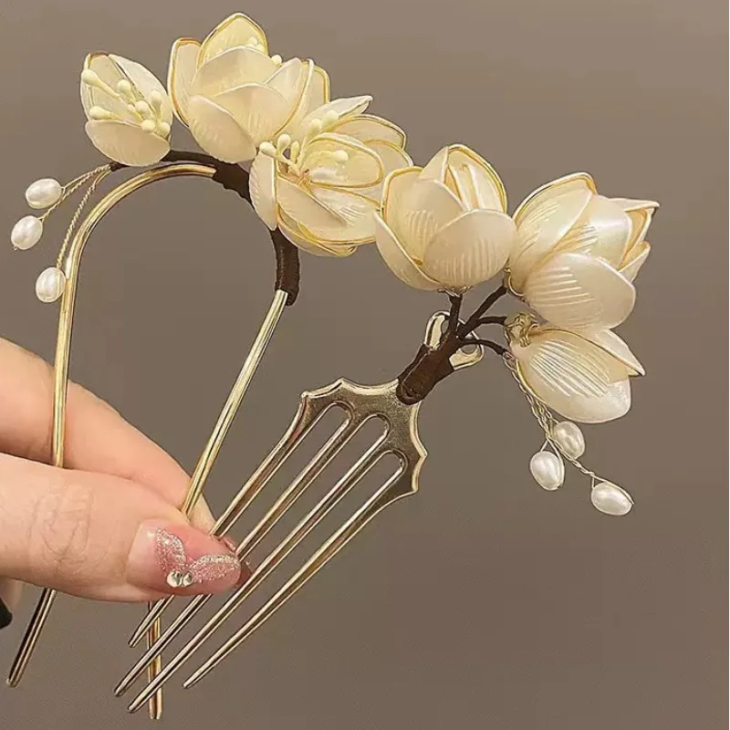 

Handcrafted magnolia flower hairpins, Hanfu headwear, Chinese-style updo hair, flower bouquets, hairpins, cheongsams