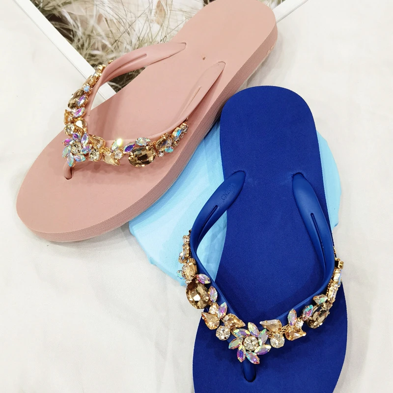 Slippers Women Glitter Flip Flops Summer 2024 Fashion Outdoor Rhinestone Chain Wedge Beach Slippers Jelly Hawaiian Flat Sandals