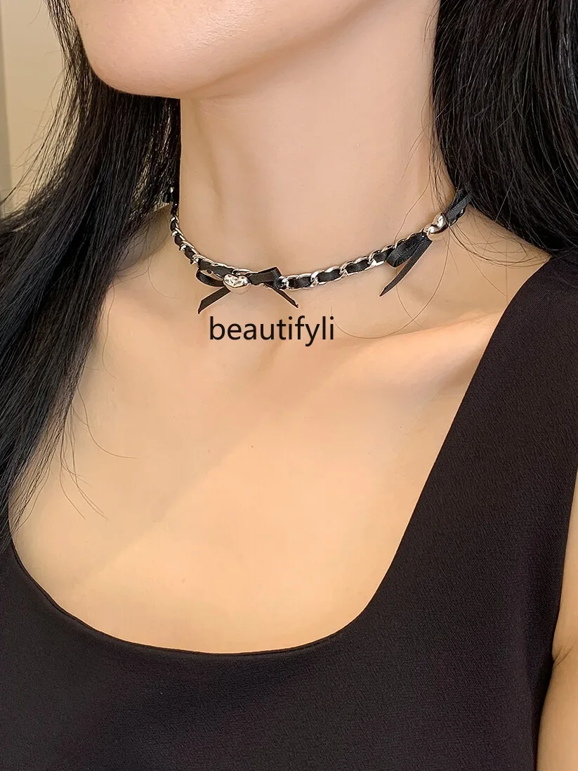 

Temperamental Minority Love Heart Bow Tie Metal Chain Necklace Women's New Necklace