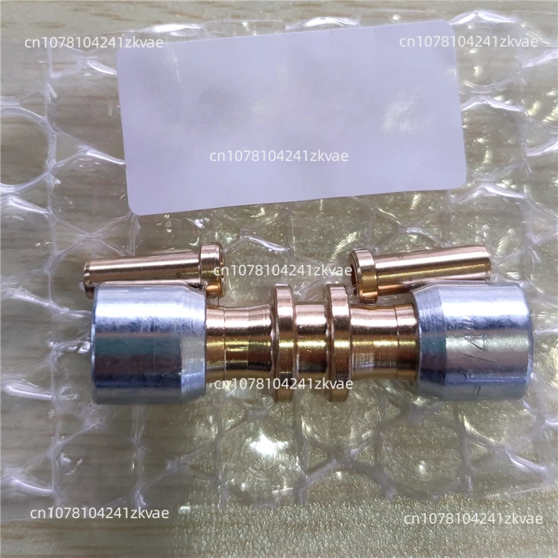 Maintenance and installation of multi line copper pipe joints for air conditioning, welding and quick closing composite rings